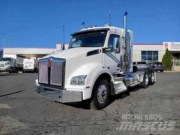 Kenworth T880 Trekkers