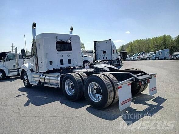Kenworth T880 Trekkers