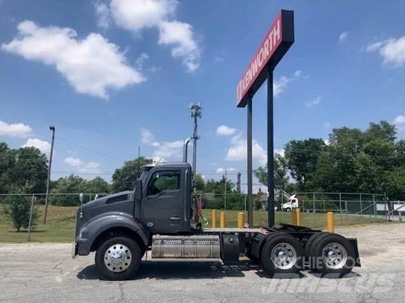 Kenworth T880 Trekkers