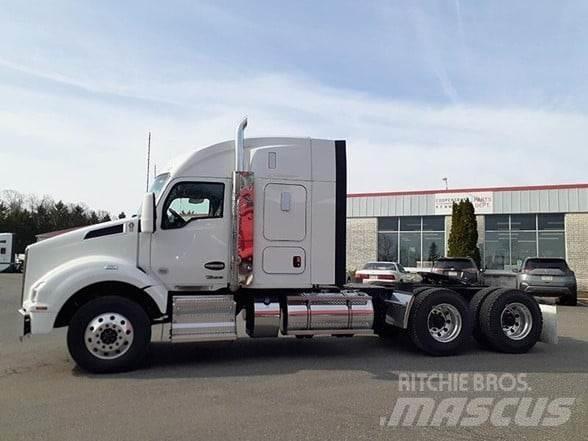 Kenworth T880 Trekkers