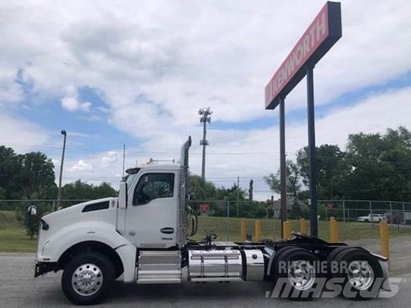 Kenworth T880 Trekkers