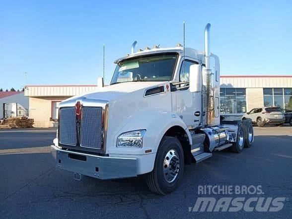 Kenworth T880 Trekkers