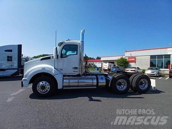 Kenworth T880 Trekkers
