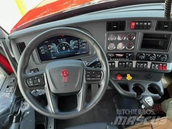 Kenworth T880 Trekkers