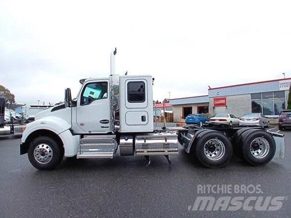 Kenworth T880 Trekkers