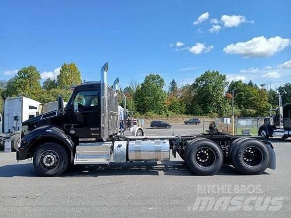 Kenworth T880 Trekkers