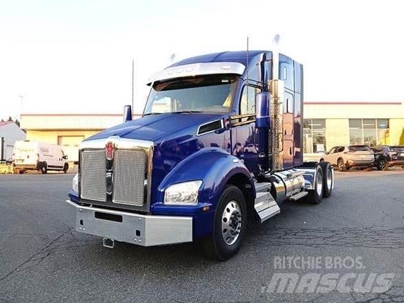 Kenworth T880 Trekkers