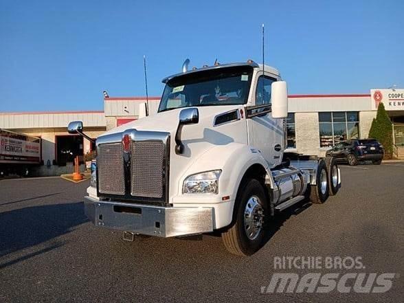 Kenworth T880 Trekkers
