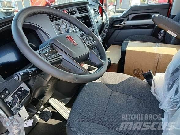 Kenworth T880 Trekkers