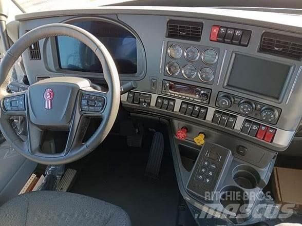 Kenworth T880 Trekkers