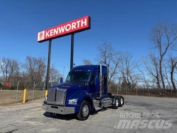 Kenworth T880 Trekkers