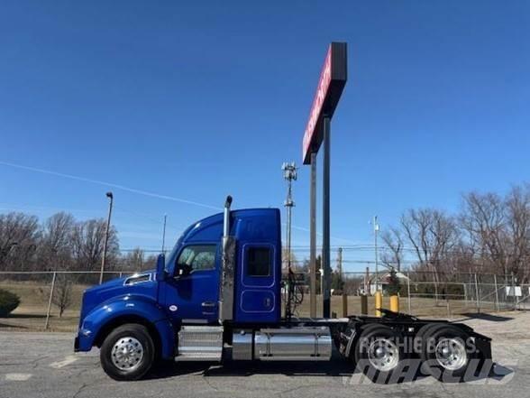 Kenworth T880 Trekkers