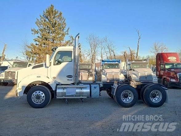 Kenworth T880 Trekkers