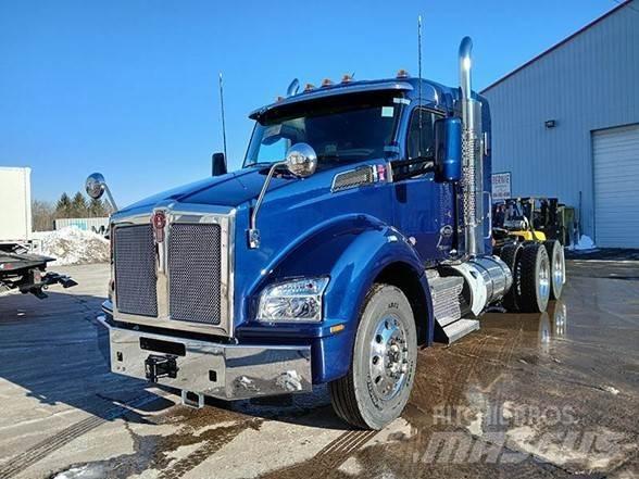 Kenworth T880 Trekkers