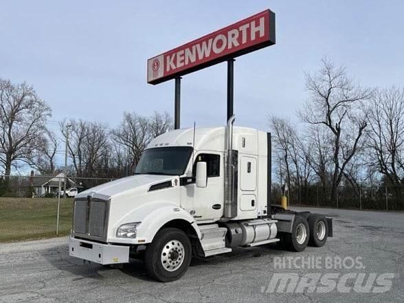 Kenworth T880 Trekkers