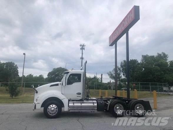 Kenworth T880 Trekkers