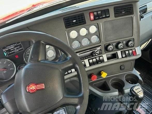 Kenworth T880 Trekkers