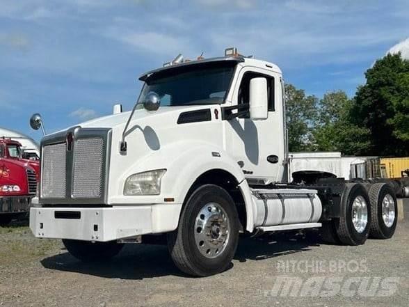 Kenworth T880 Trekkers