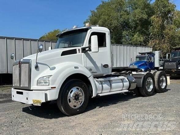 Kenworth T880 Trekkers