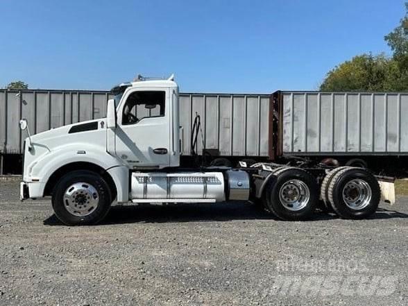 Kenworth T880 Trekkers