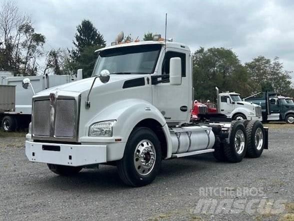 Kenworth T880 Trekkers