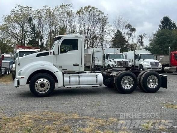 Kenworth T880 Trekkers
