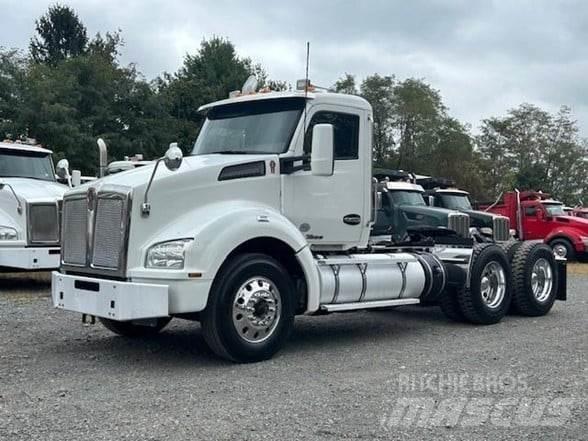 Kenworth T880 Trekkers