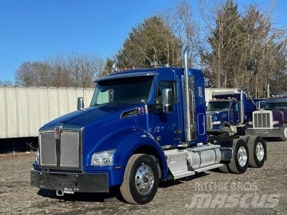 Kenworth T880 Trekkers