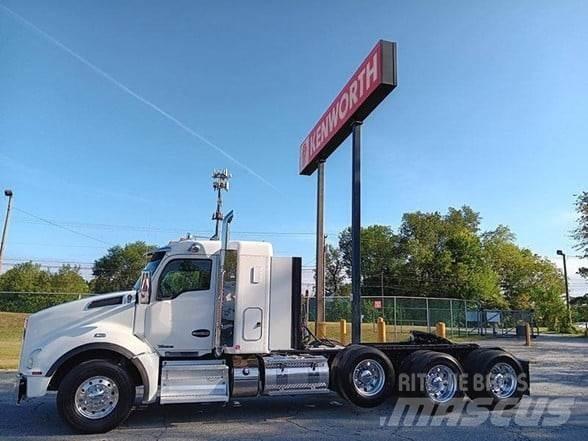 Kenworth T880 Trekkers