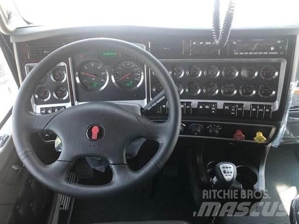 Kenworth W900 Trekkers