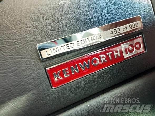 Kenworth W900 Trekkers