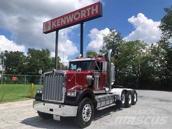 Kenworth W900B Trekkers