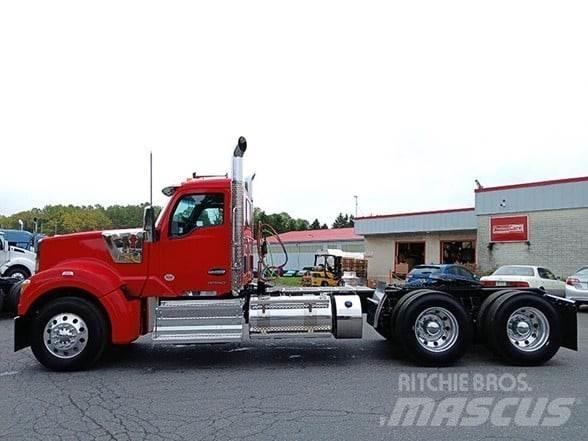 Kenworth W990 Trekkers