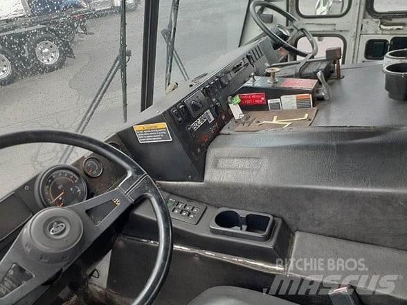 Mack LEU613 Vuilniswagens