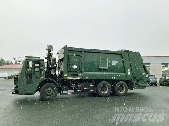 Mack LEU613 Vuilniswagens