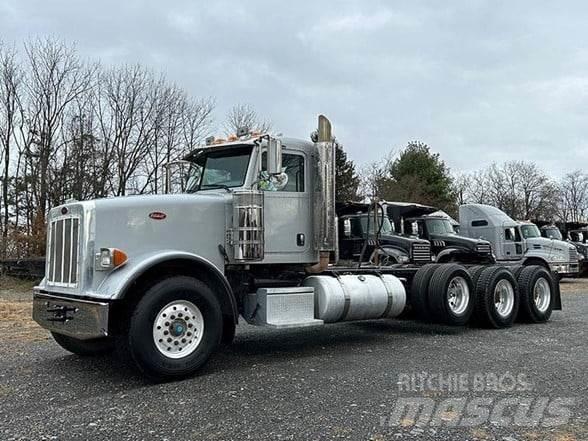 Peterbilt 367 Trekkers