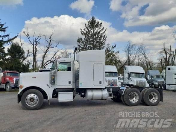 Peterbilt 379 Trekkers