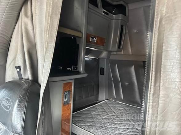 Peterbilt 379 Trekkers