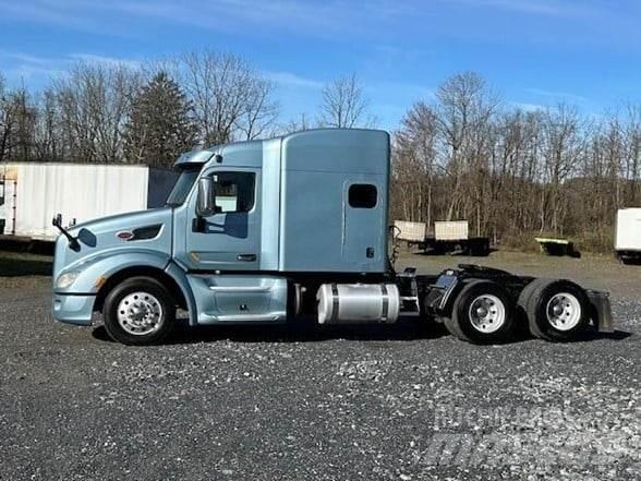 Peterbilt 579 Trekkers
