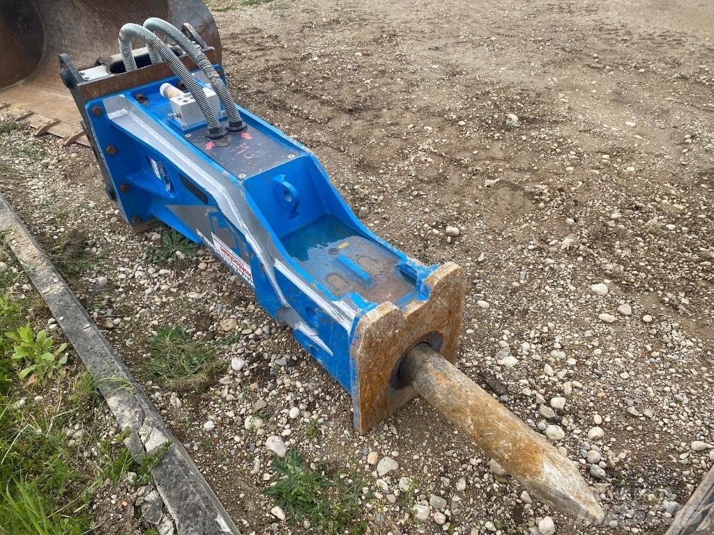 Okada 2600 Hamers en brekers