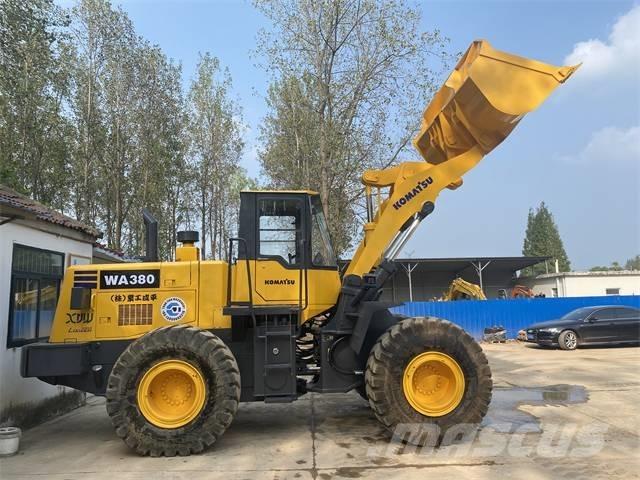 Komatsu WA380 Wielladers