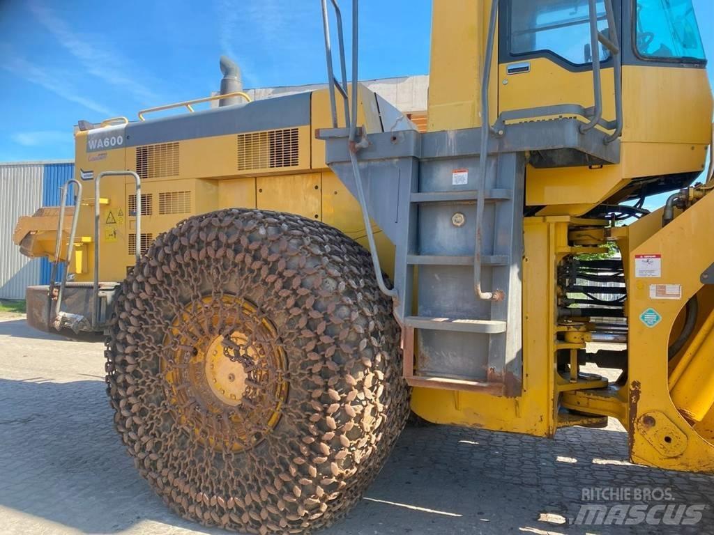 Komatsu WA 600-3 Wielladers