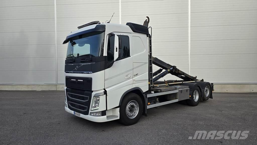 Volvo FH Vrachtwagen met containersysteem