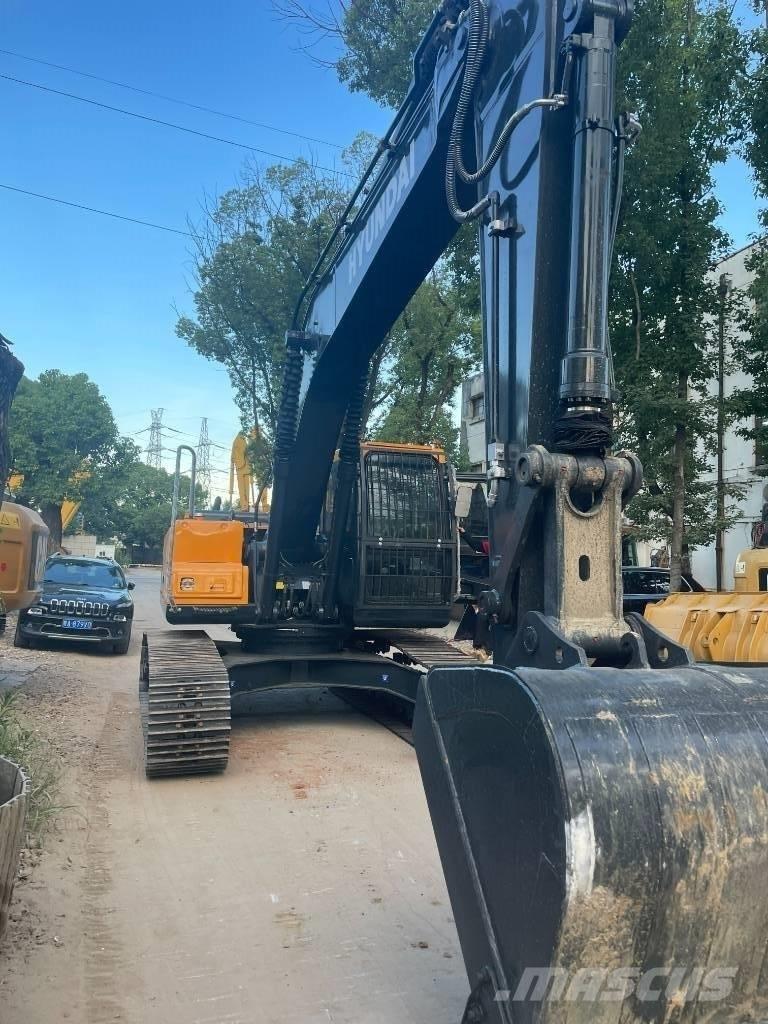 Hyundai 220HX Rupsgraafmachines