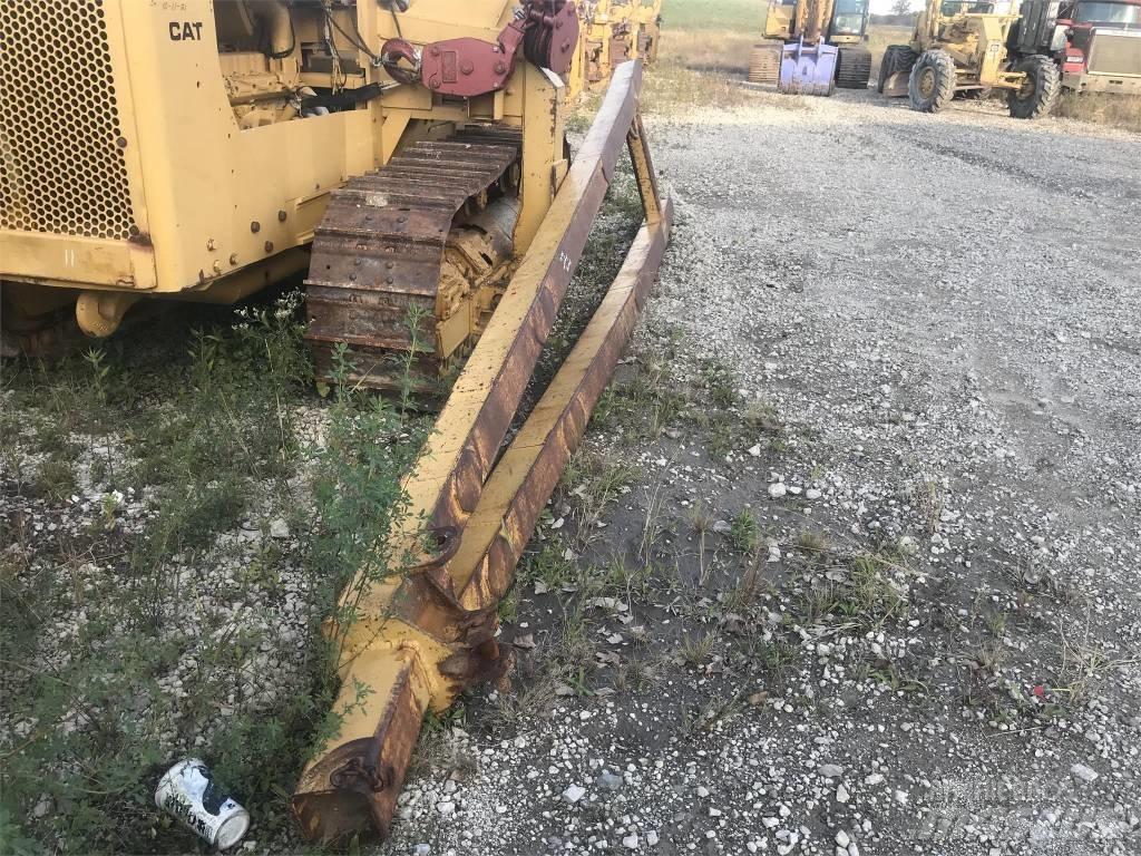 CAT 561 D Pijpenleggers