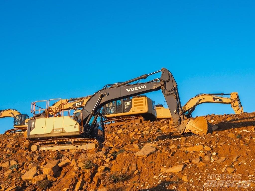 Volvo EC 220 E Rupsgraafmachines