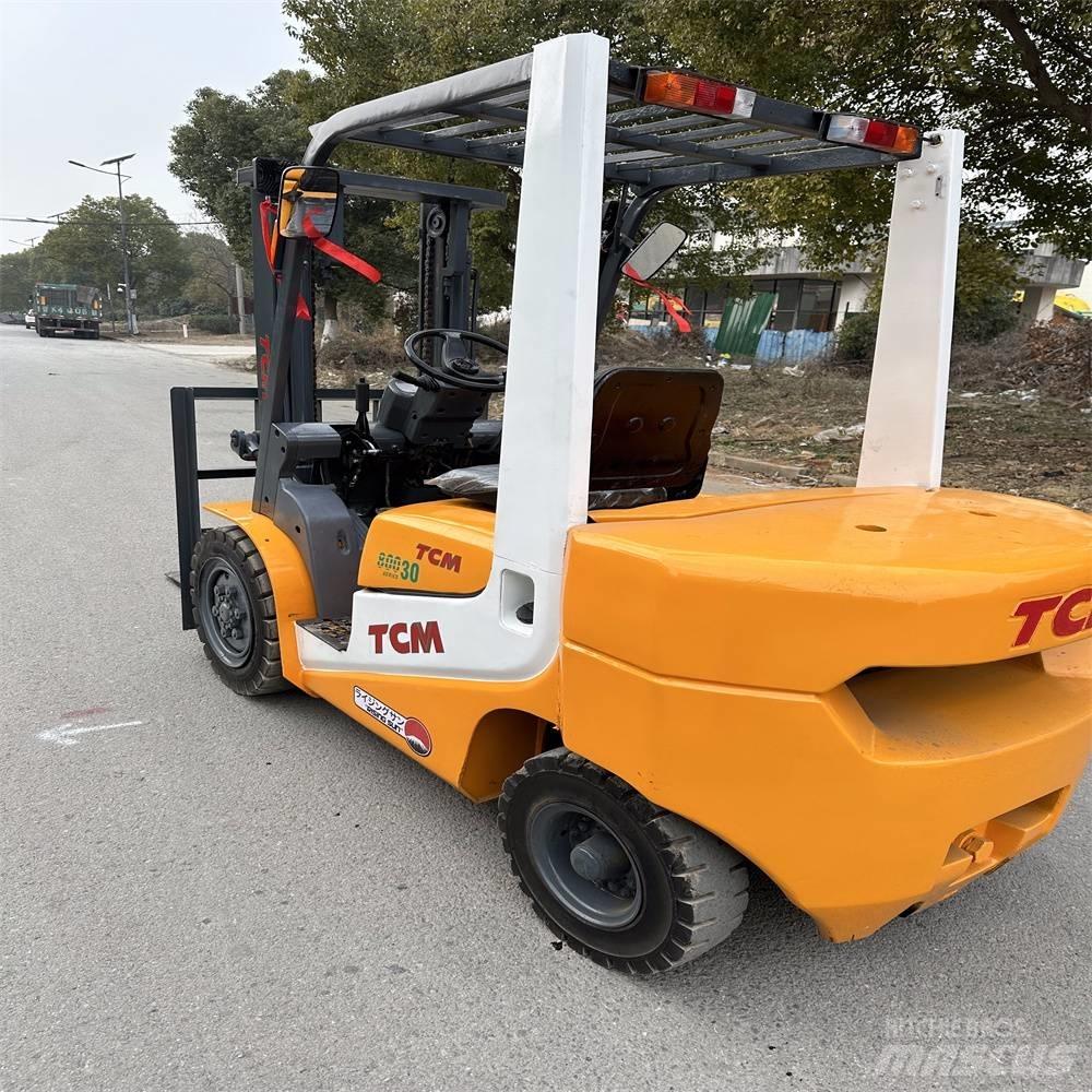 TCM FD30ZT Diesel heftrucks