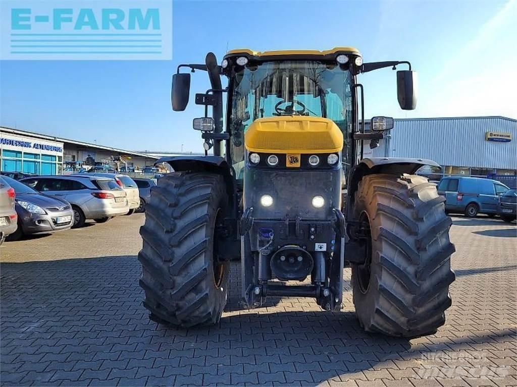 JCB 4220 fastrac Tractoren