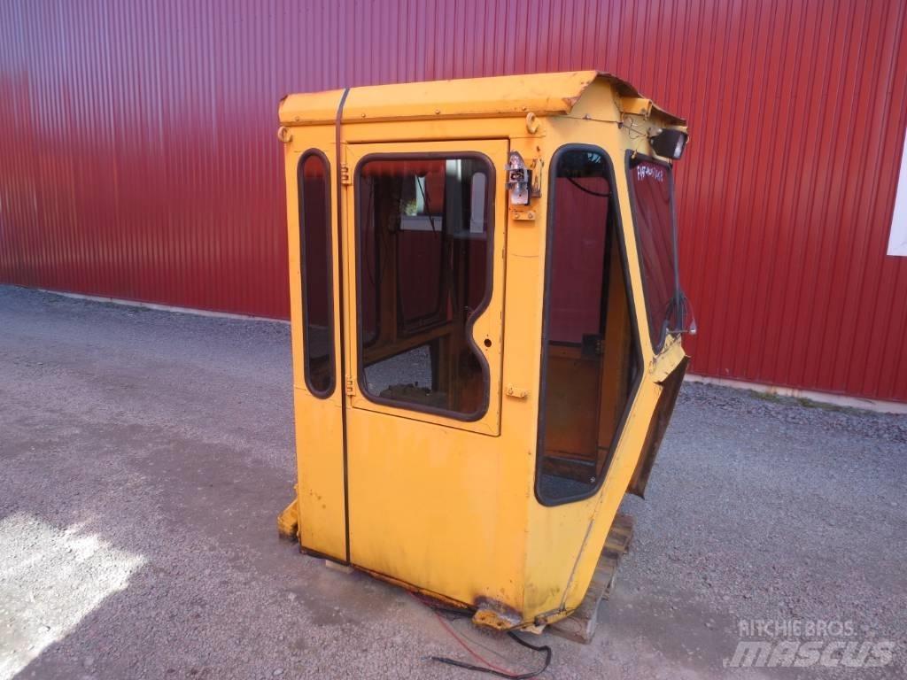 Fiat-Allis 345B Cabine en interieur