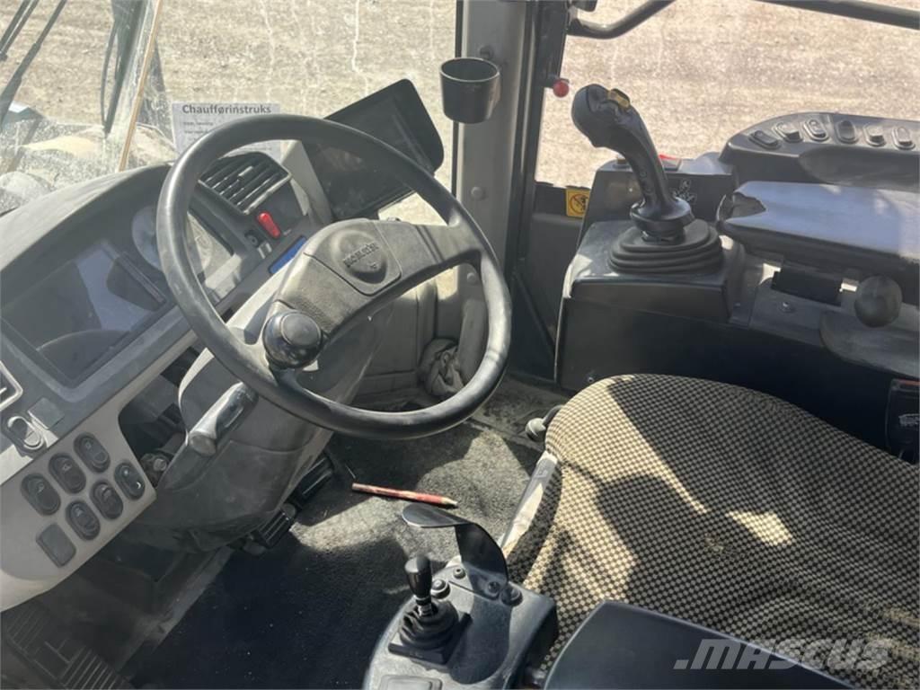 Komatsu WA470-7 Wielladers